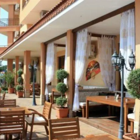 Golden 2* Sunny Beach